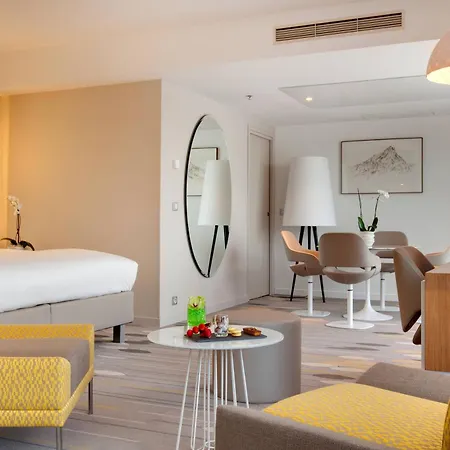 Hotel Renaissance